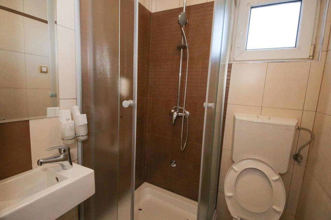 Bajadera Lux Hotel Belgrado Buitenkant foto