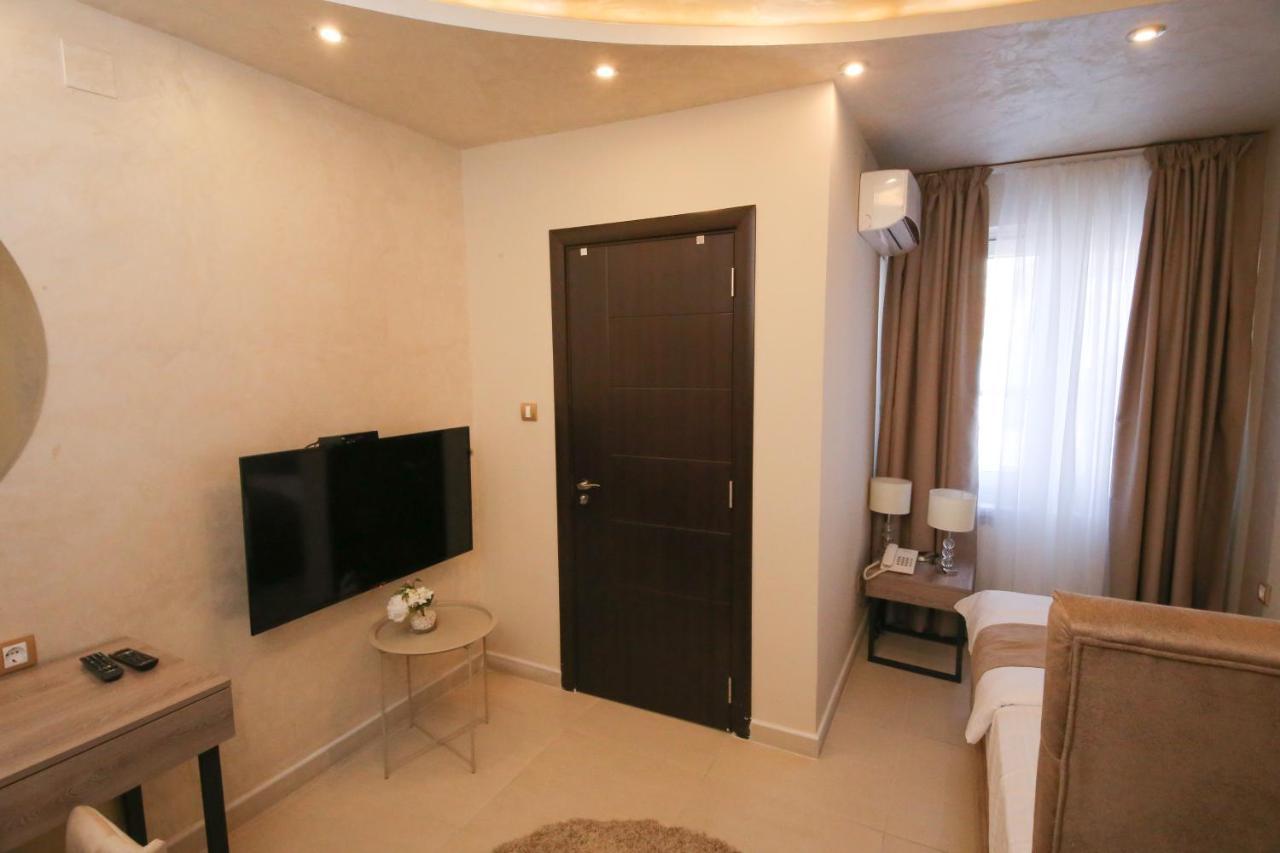 Bajadera Lux Hotel Belgrado Buitenkant foto