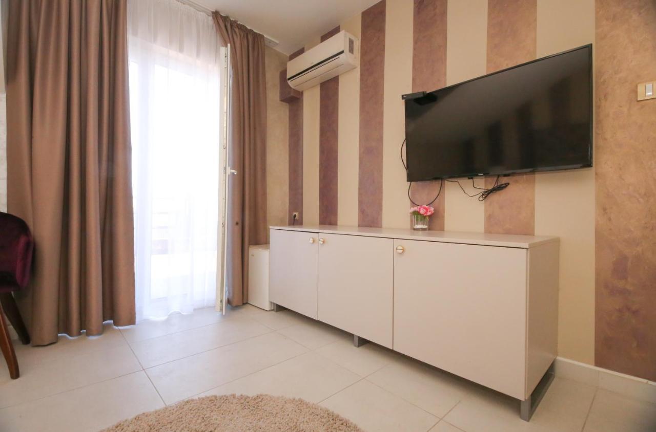 Bajadera Lux Hotel Belgrado Buitenkant foto