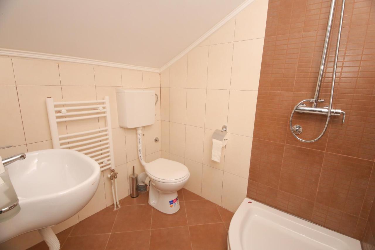 Bajadera Lux Hotel Belgrado Buitenkant foto
