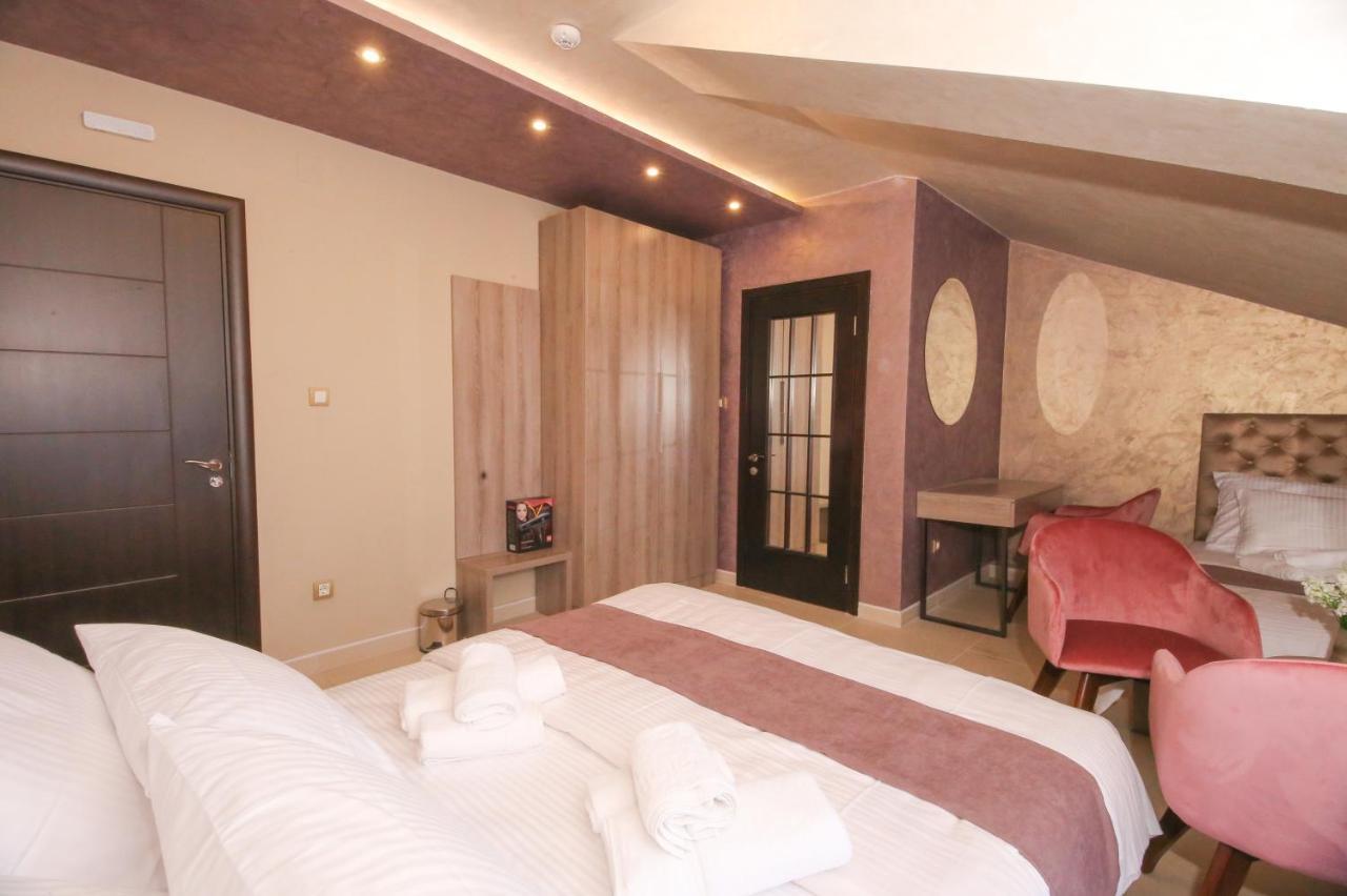 Bajadera Lux Hotel Belgrado Buitenkant foto