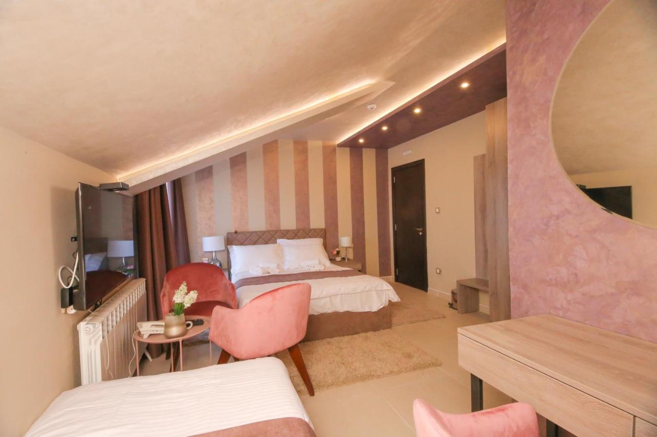 Bajadera Lux Hotel Belgrado Buitenkant foto